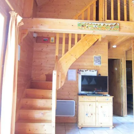 Les Chalets De La Vigne Grande Saint-Floret Extérieur photo
